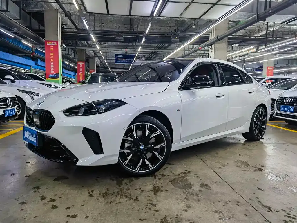 BMW 2 Series — фото 1