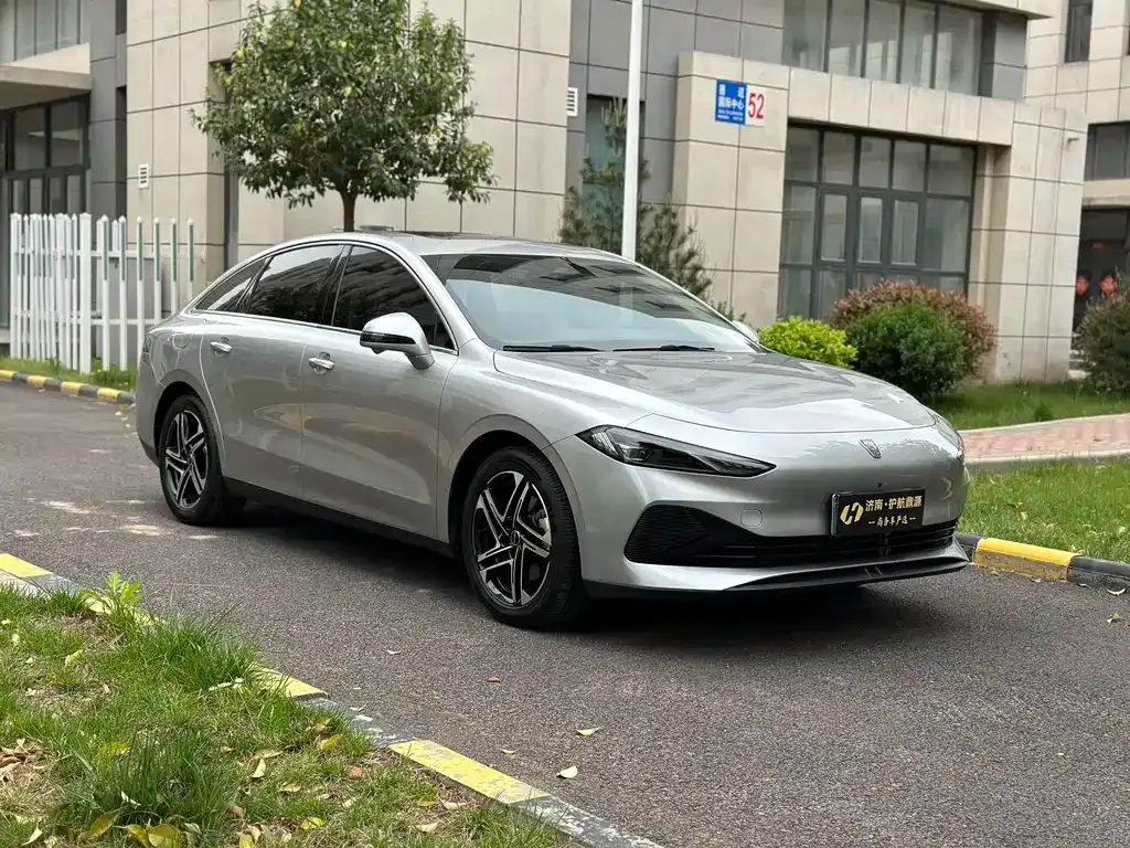 Roewe D7 — фото 10