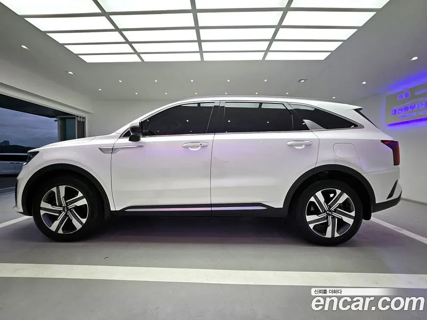 Kia Sorento — фото 4