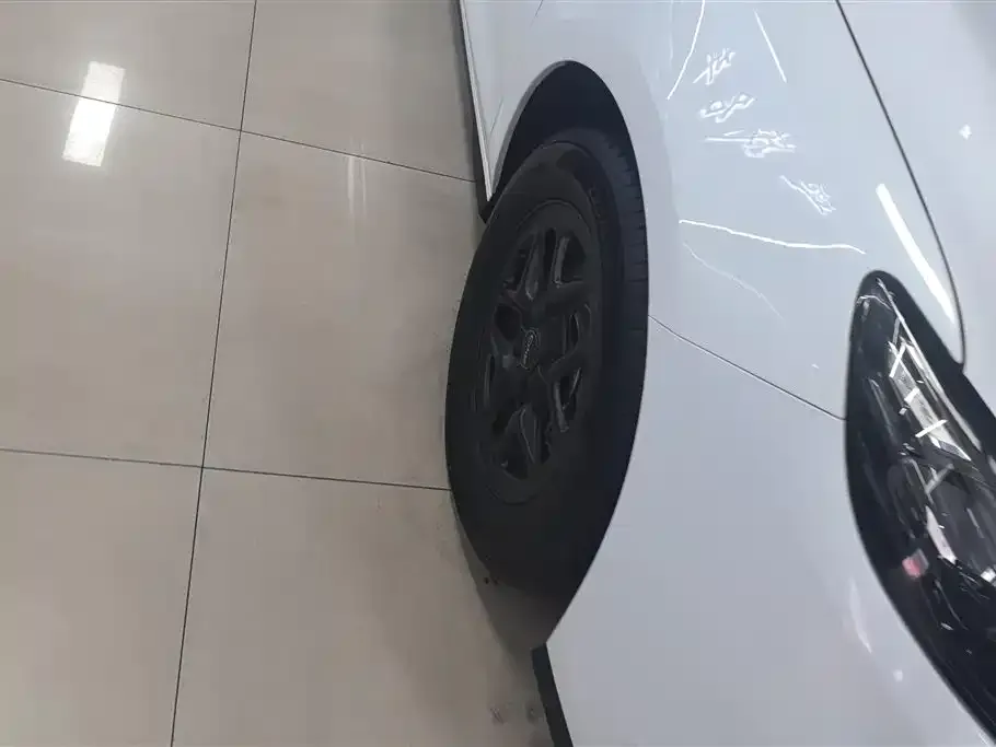 BYD Seal 05 DM-i — фото 6
