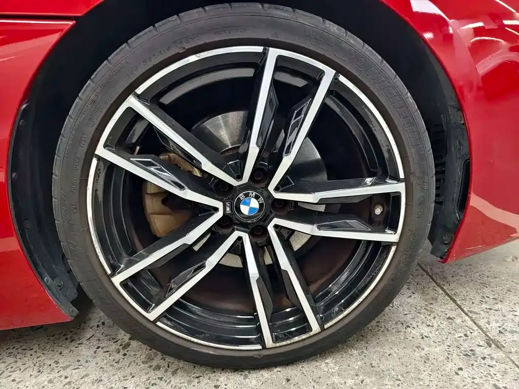 BMW Z4 — фото 9