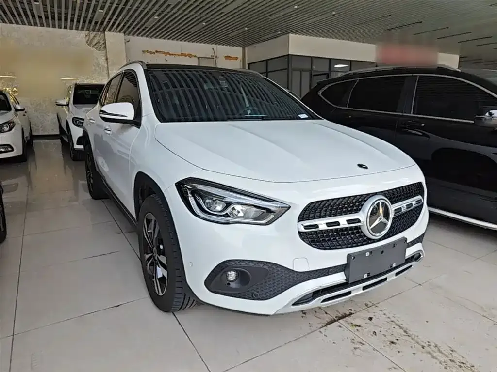 Mercedes-Benz GLA — фото 5