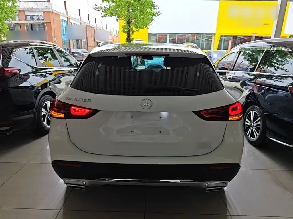 Mercedes-Benz GLA — фото 3