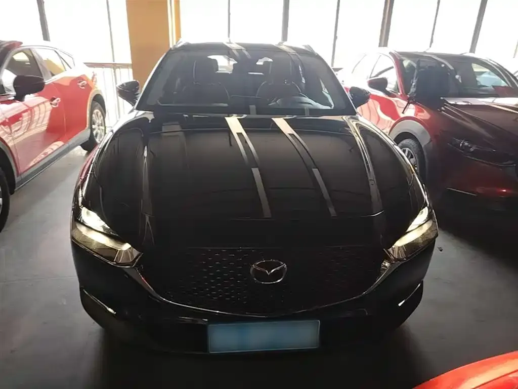 Mazda CX-30 — фото 2