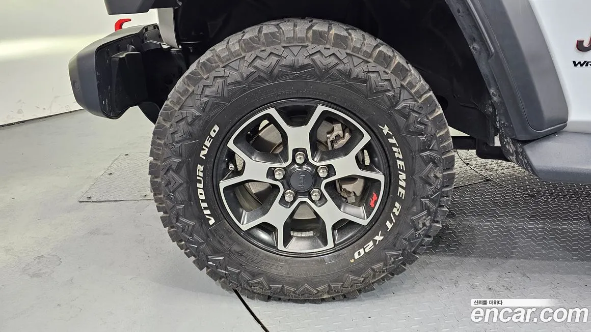 Jeep Wrangler — фото 5
