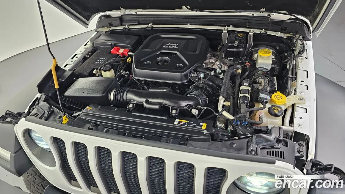 Jeep Wrangler — фото 6