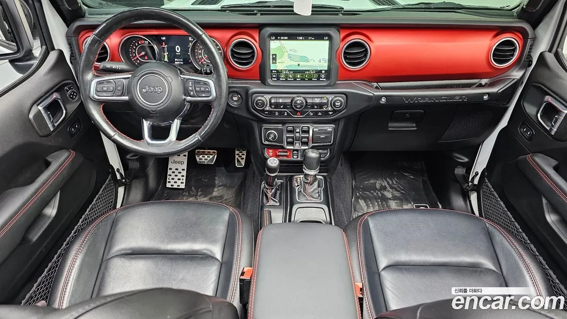 Jeep Wrangler — фото 10