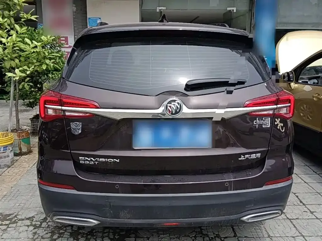Buick Envision Plus — фото 2