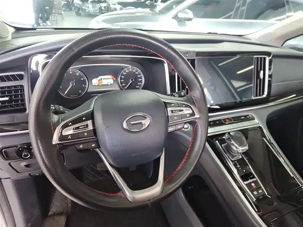 GAC Motor Trumpchi M8 — фото 10