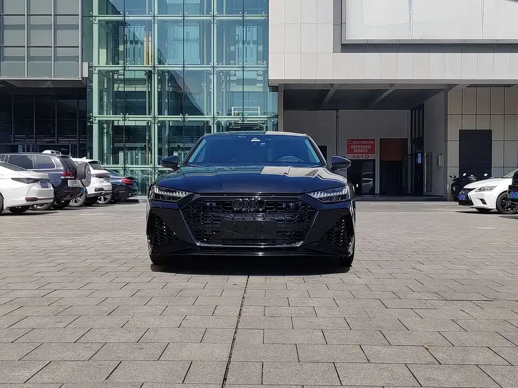Audi A7 — фото 9