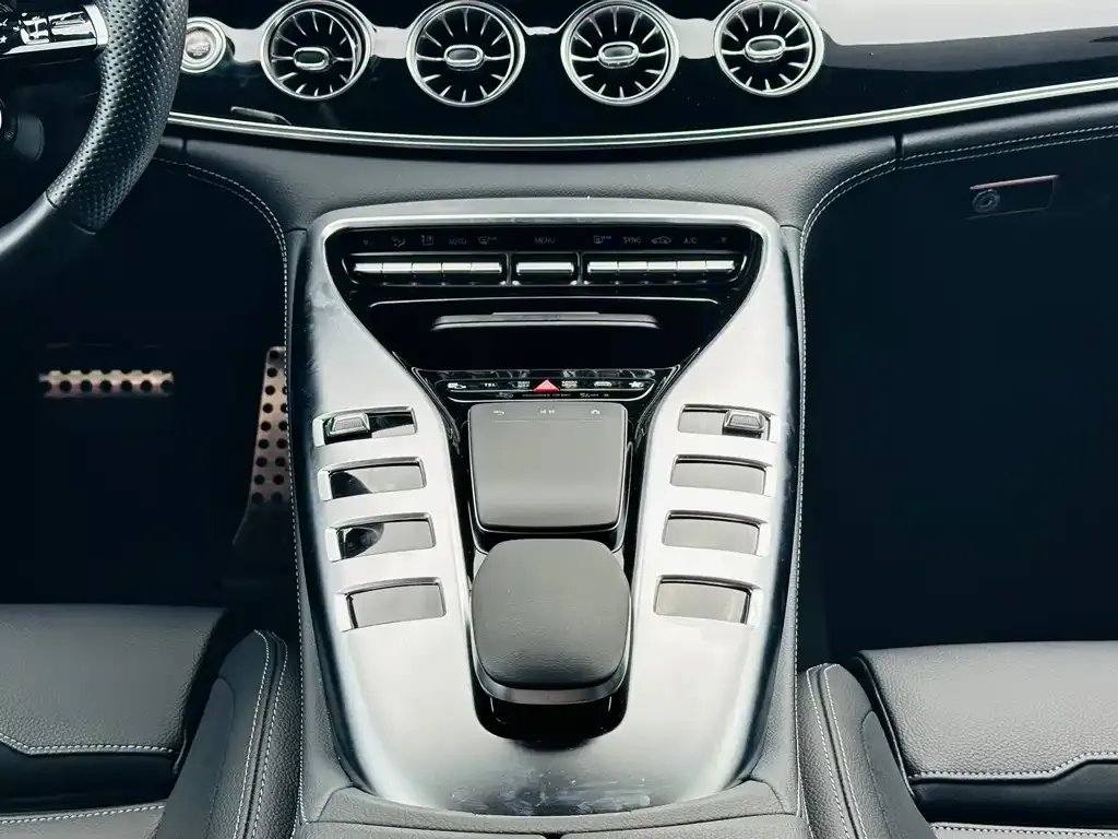 Mercedes-Benz AMG GT — фото 2