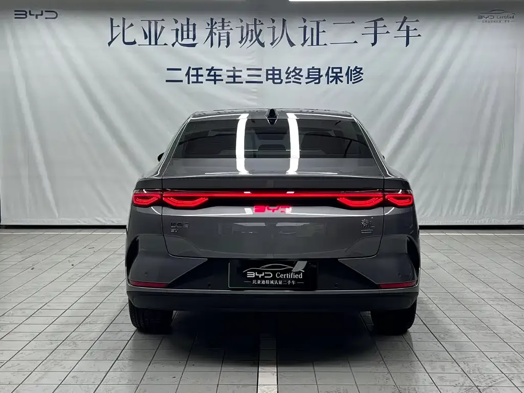 BYD Qin L — фото 5