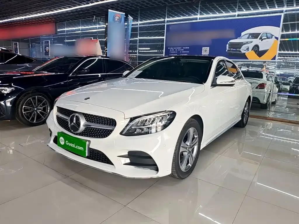 Mercedes-Benz C-Class — фото 1