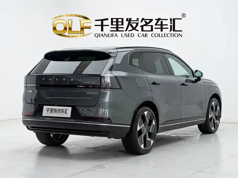 Volvo XC70 Plug-in Hybrid — фото 3