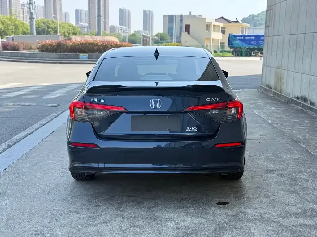 Honda Civic — фото 7