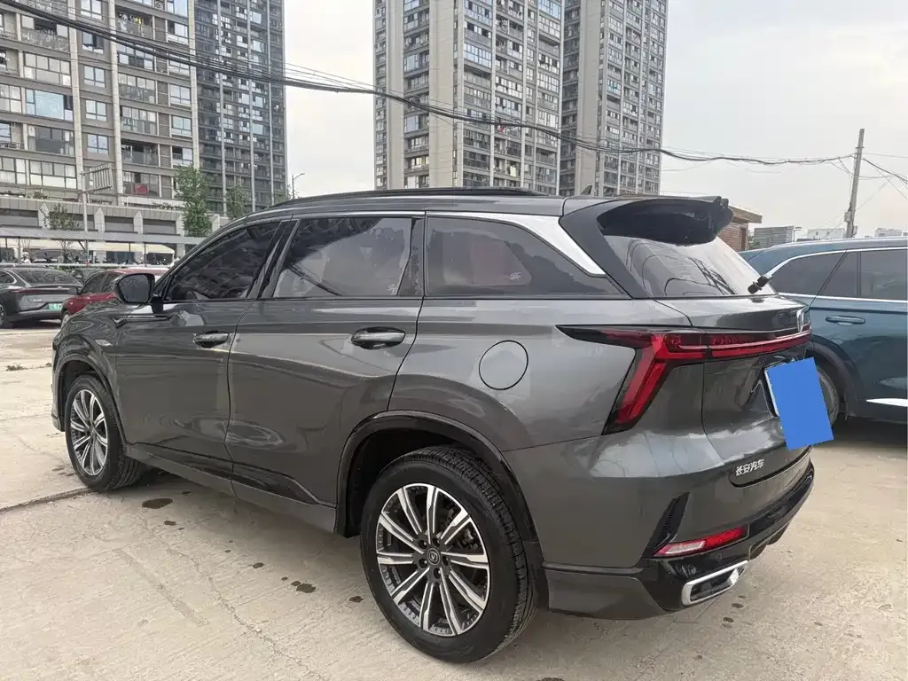 Changan CS75PLUS — фото 4