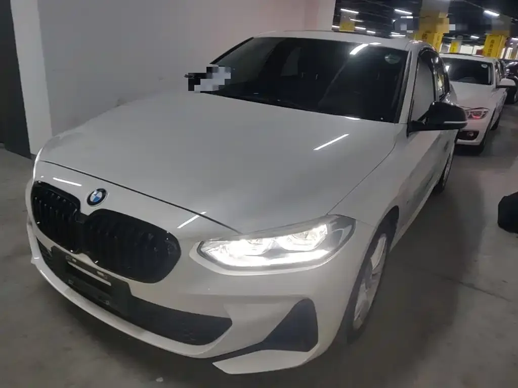 BMW 1 Series — фото 1