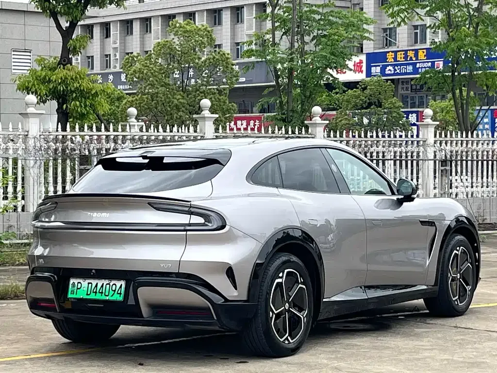 Xiaomi YU7 — фото 8