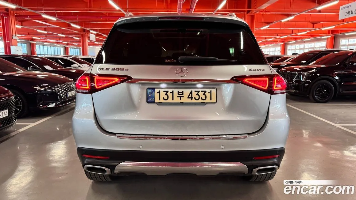 Mercedes-Benz GLE-Class — фото 6