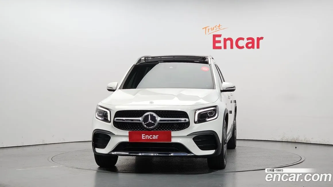 Mercedes-Benz GLB-Class — фото 6