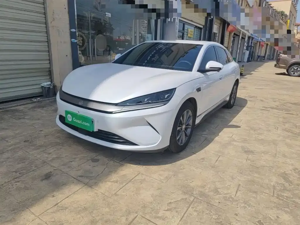 BYD Qin L — фото 1