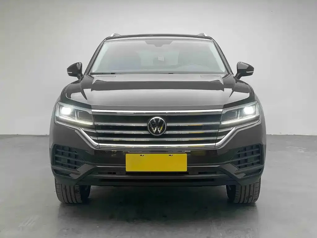 Volkswagen Touareg — фото 2