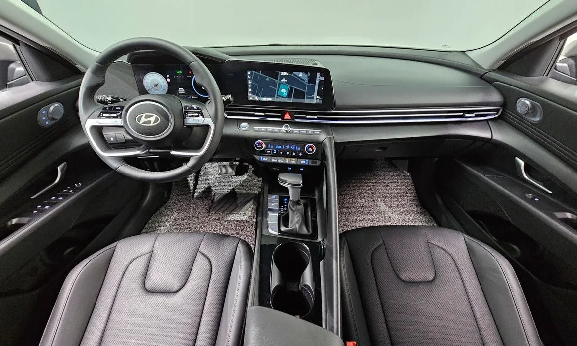 Hyundai AVANTE — фото 6