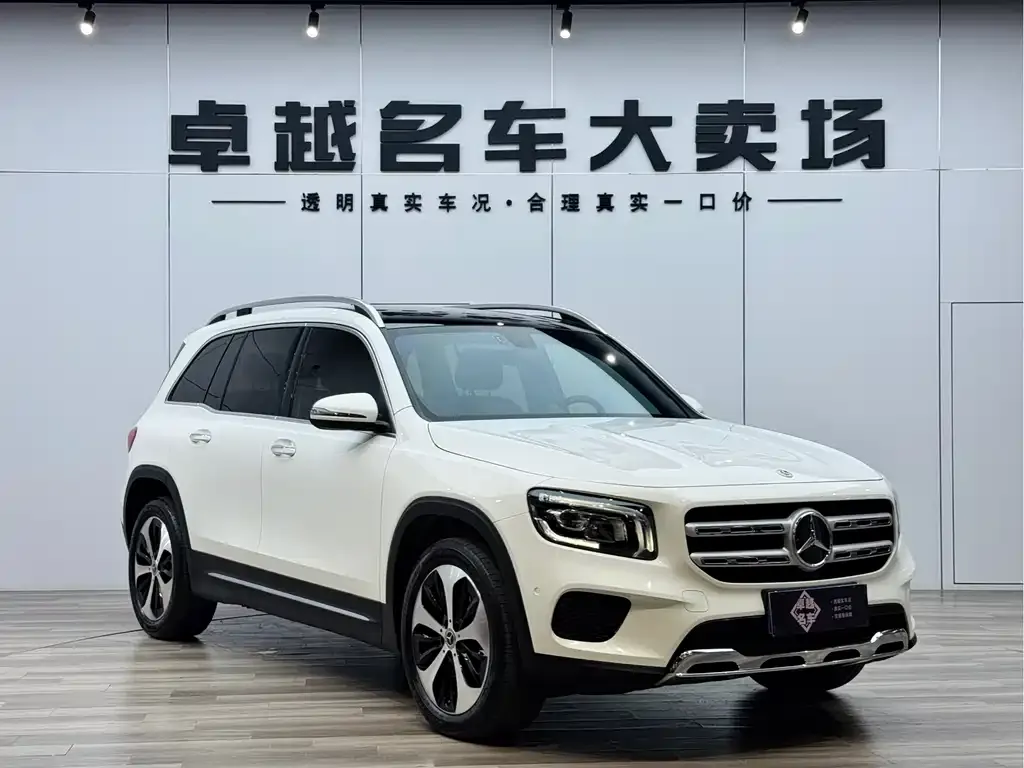 Mercedes-Benz GLB — фото 4