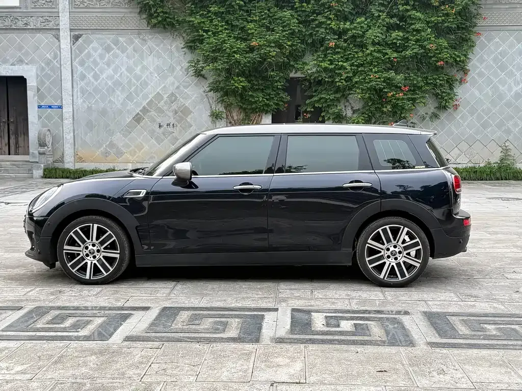 MINI Clubman — фото 10