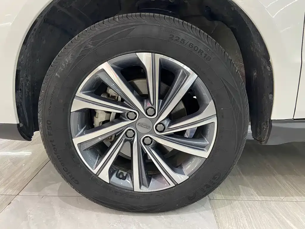 Geely Vision X6 — фото 3