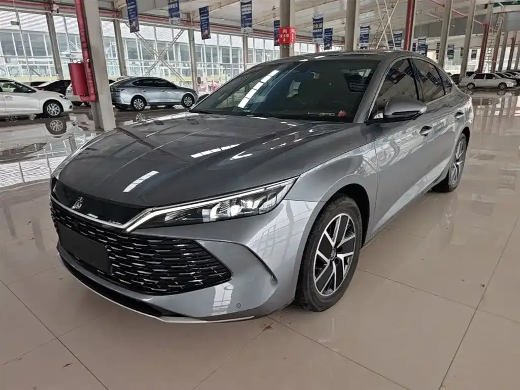 BYD Qin L — фото 1