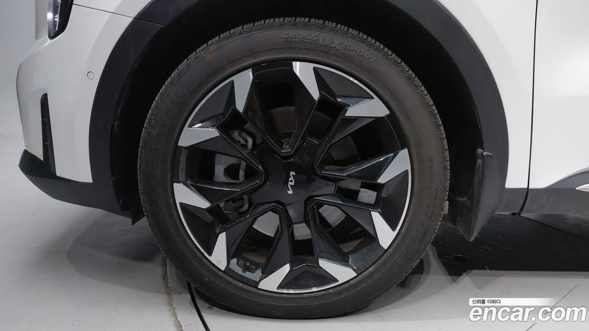 Kia Sorento — фото 3