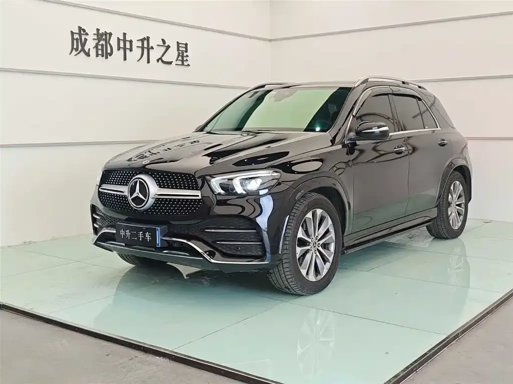 Mercedes-Benz GLE — фото 1