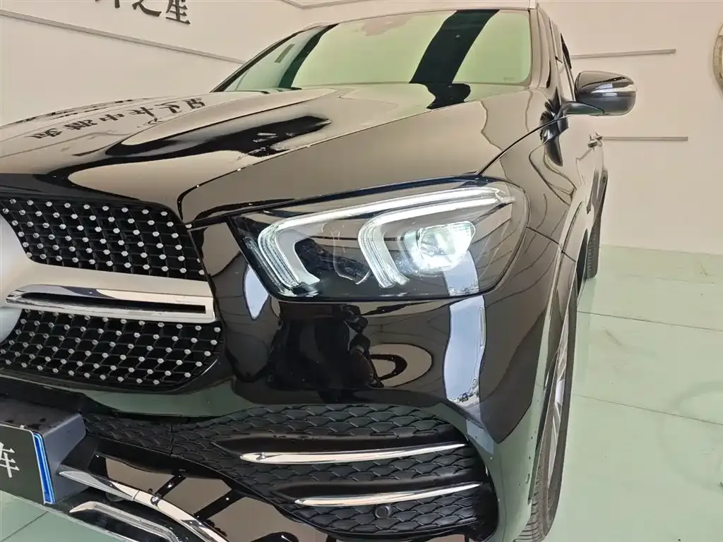 Mercedes-Benz GLE — фото 10