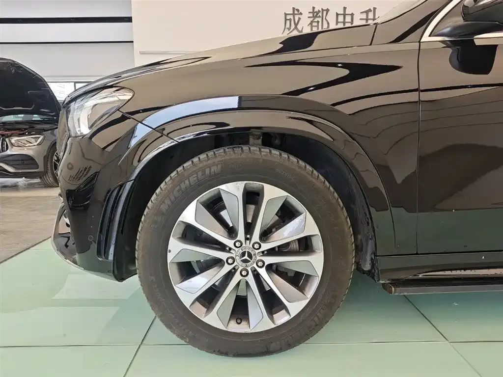Mercedes-Benz GLE — фото 9