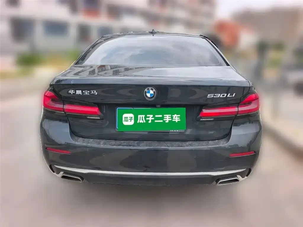 BMW 5 Series — фото 4