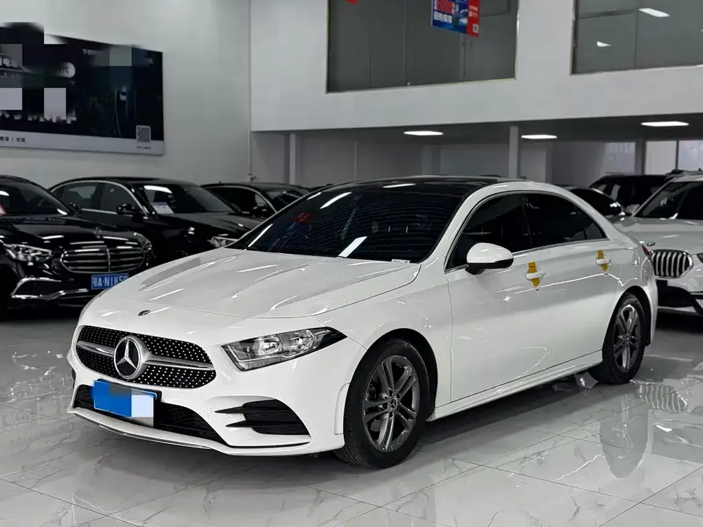 Mercedes-Benz A-Class — фото 1