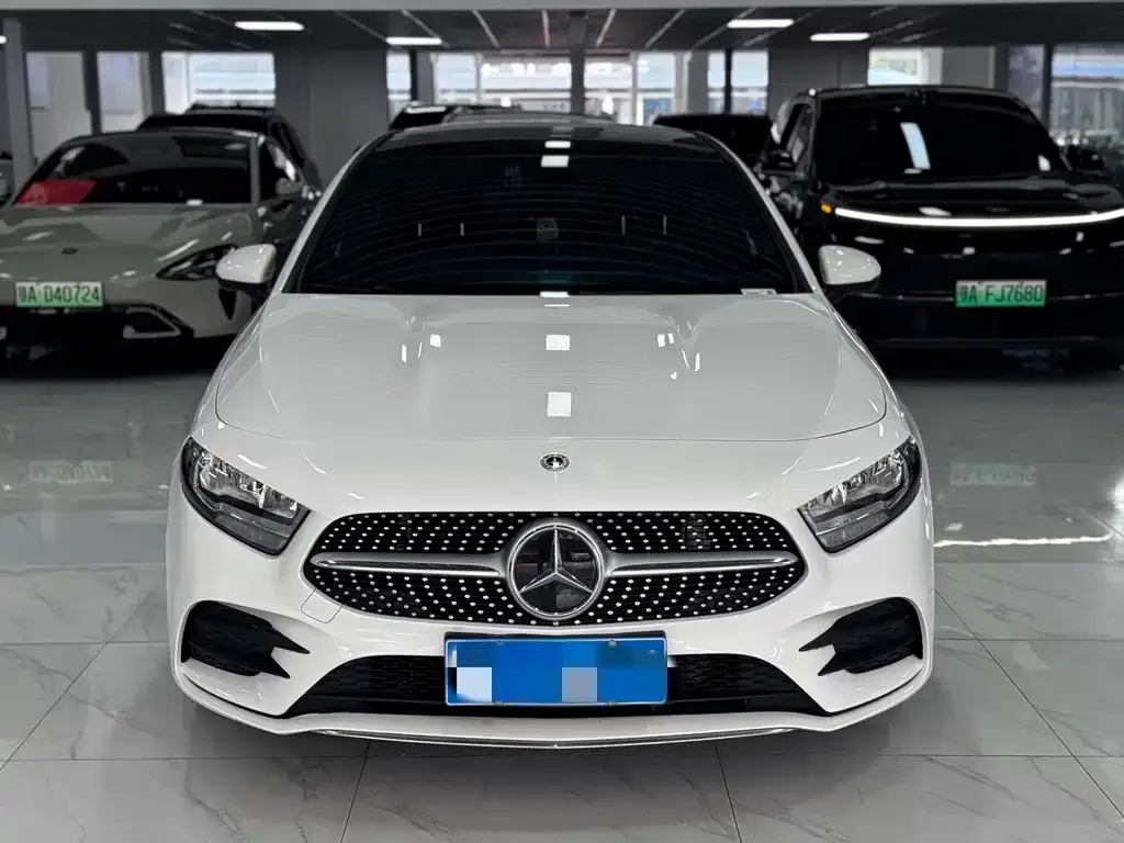 Mercedes-Benz A-Class — фото 8