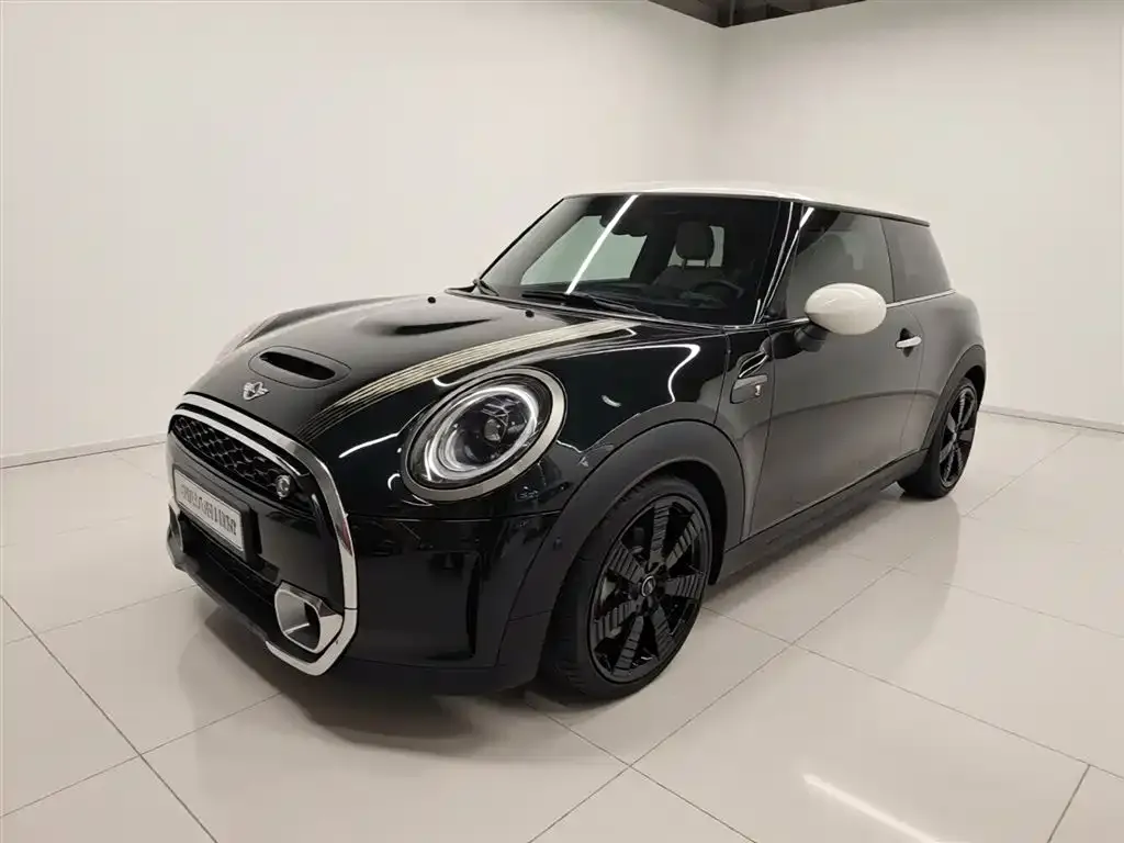 MINI Cooper (3-door) — фото 1