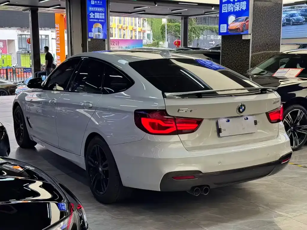 BMW 3 Series GT — фото 6