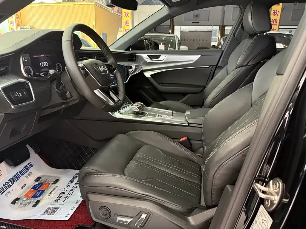 Audi A6L New Energy — фото 10