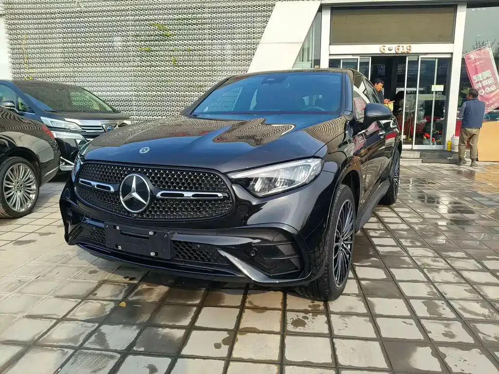 Mercedes-Benz GLC Coupe — фото 1