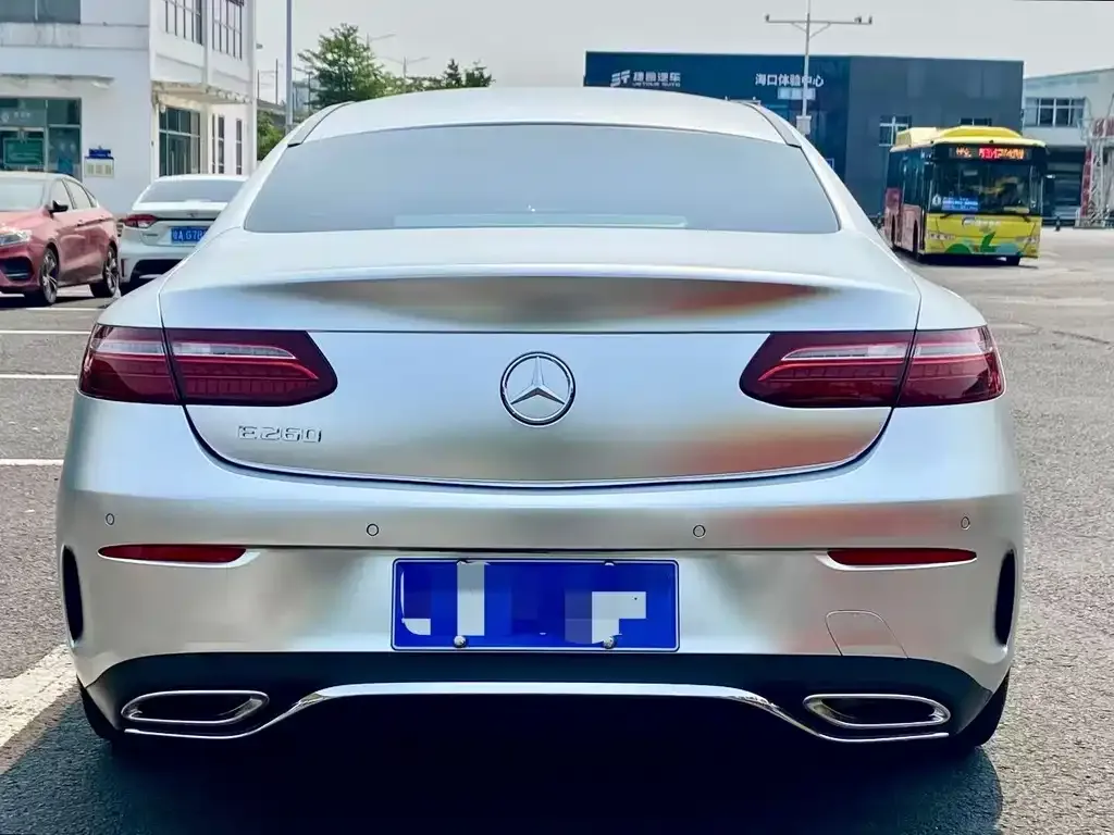 Mercedes-Benz E-Class (Import) — фото 6