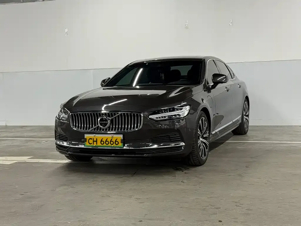 Volvo S90 PHEV — фото 1