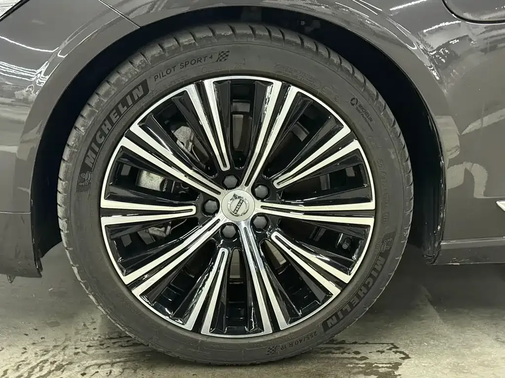 Volvo S90 PHEV — фото 10