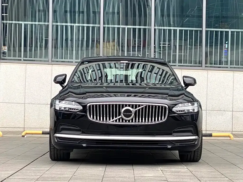 Volvo S90 — фото 9
