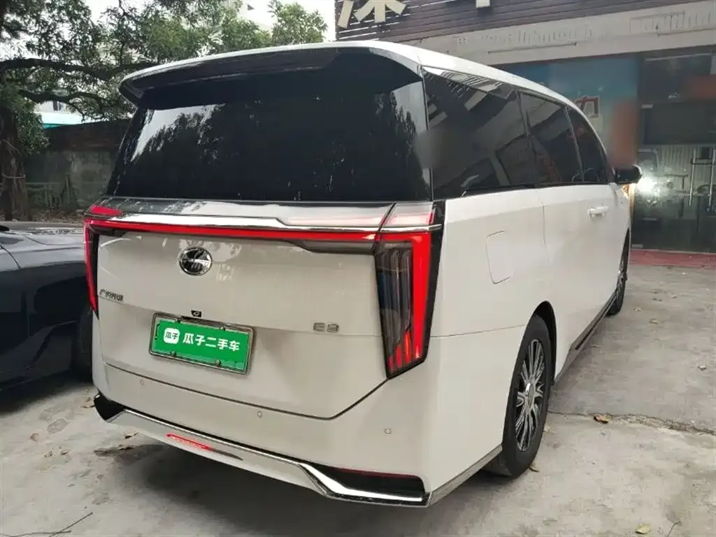 GAC Motor Trumpchi E9 — фото 2