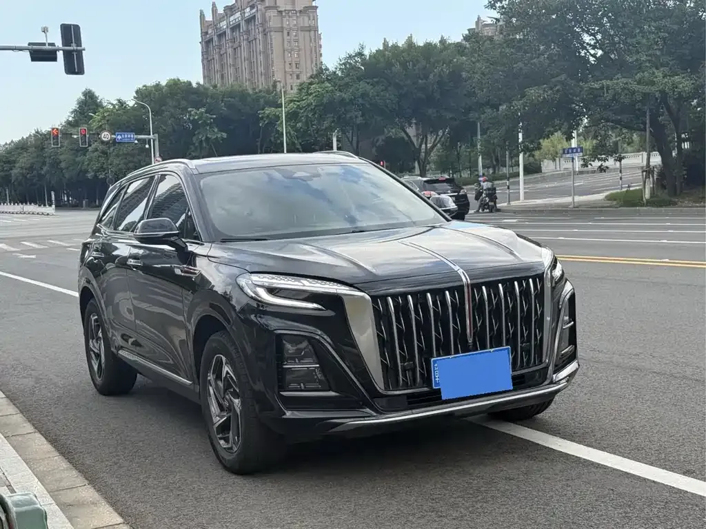 Hongqi HS3 — фото 9