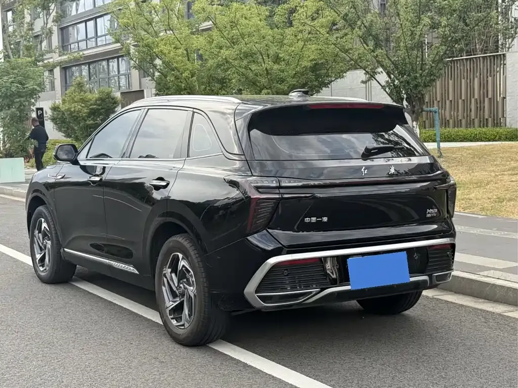 Hongqi HS3 — фото 10