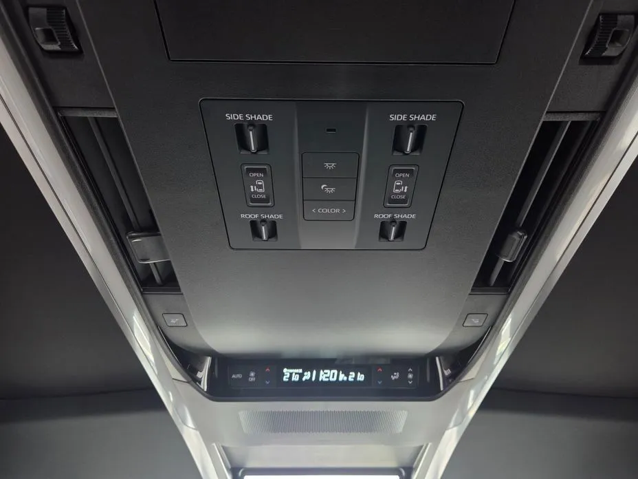 Toyota Alphard — фото 5